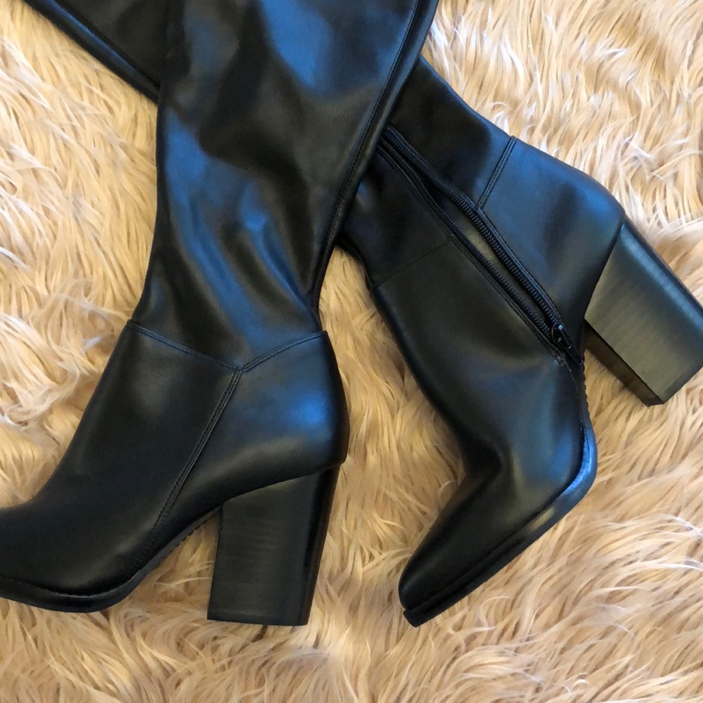 New Marc fisher black leather heel boots - Picture 3 of 6